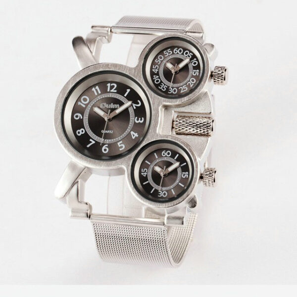 Large-dial compass-style men’s watch with stainless steel mesh strap, featuring quartz CITIZEN movement and water-resistant design.